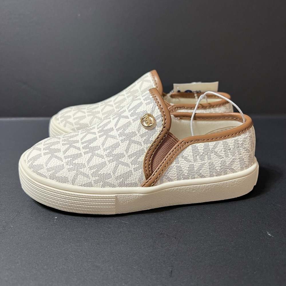 Michael Kors Danyon Girls Slip On Sneakers MK Logo Shoes Size 9 Kids NWOB